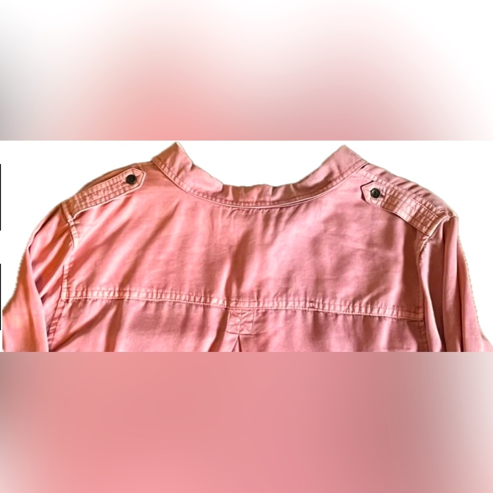 Universal Thread button down shirt. Excellent con… - image 4